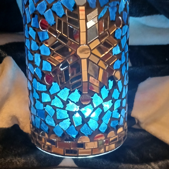 Mosaic snowflake candle holder from yankee candle - Picture 3 of 4